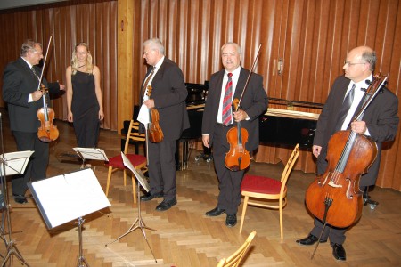 S klavíristkou Karin Remencovou